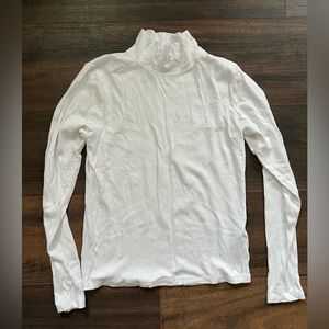 Abercrombie and Fitch Top